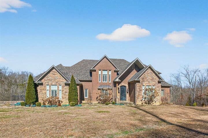 Property Photo:  111 Leveridge Court  KY 42629 