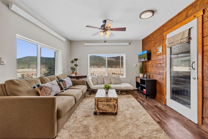 Property Photo:  71 Aspen Way  CO 80420 