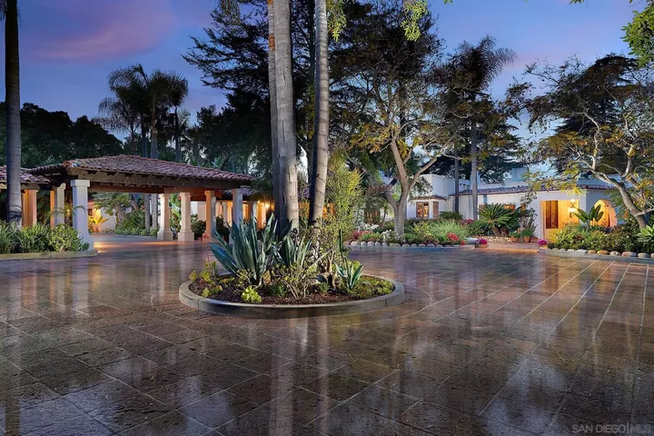 Property Photo:  6525 Lago Lindo  CA 92067 