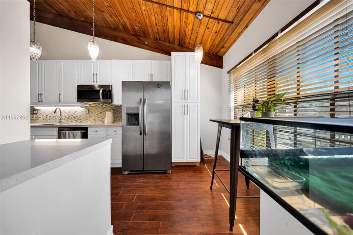 Property Photo:  10341 Orange Ct  FL 33026 