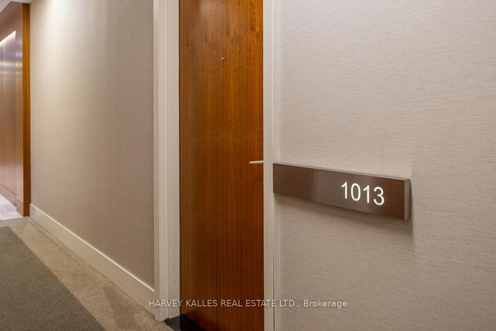Property Photo: 111 St Clair Avenue W 1013 ON M4V 1N5
