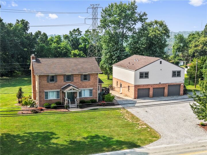 Property Photo:  1217 Old Leechburg Road  PA 15239 