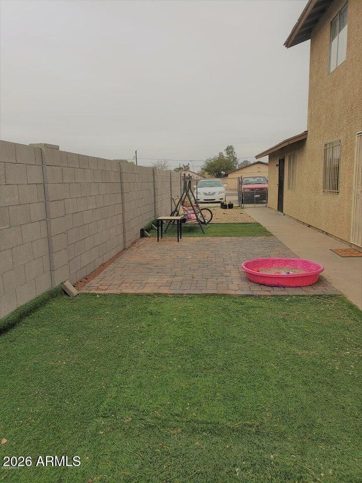 Property Photo:  2831 E Mobile Lane  AZ 85040 