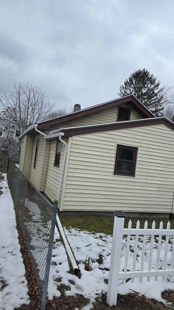 Property Photo:  3 Atherly Park  NY 13903 