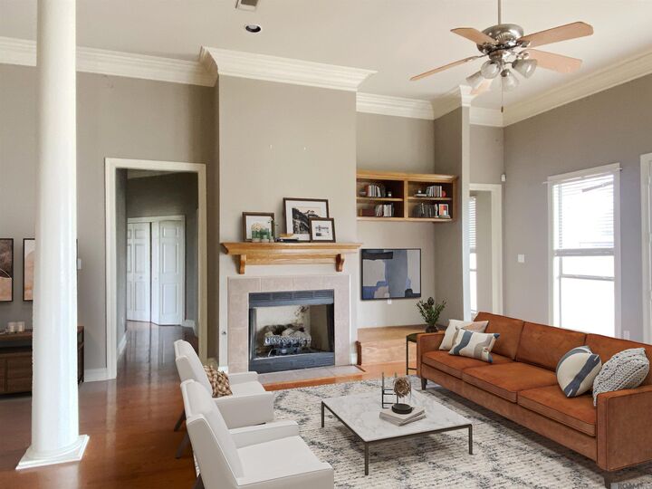 Property Photo: 4747 Evergreen Dr LA 70767