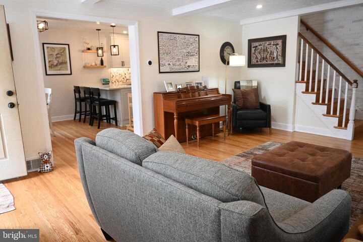 Property Photo: 514 Springview Lane PA 19064