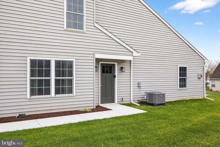 Property Photo:  232 Pilgrim Drive  PA 17603 