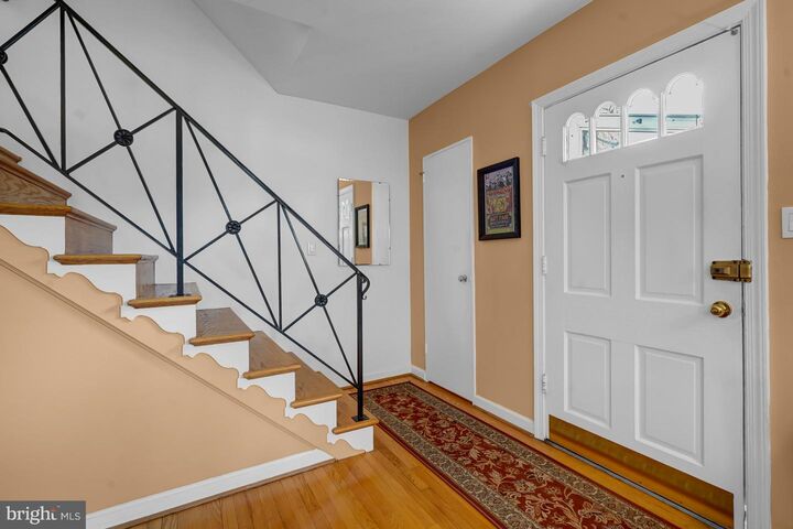 Property Photo:  110 E Taylor Run Parkway  VA 22314 