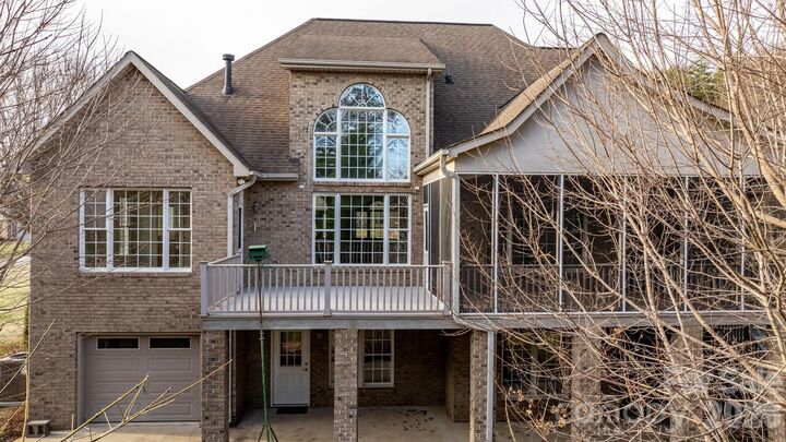 Property Photo:  2301 Willow Creek Drive  NC 28658 