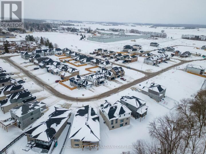 Property Photo:  52 Greene Street  ON N0M 1S3 