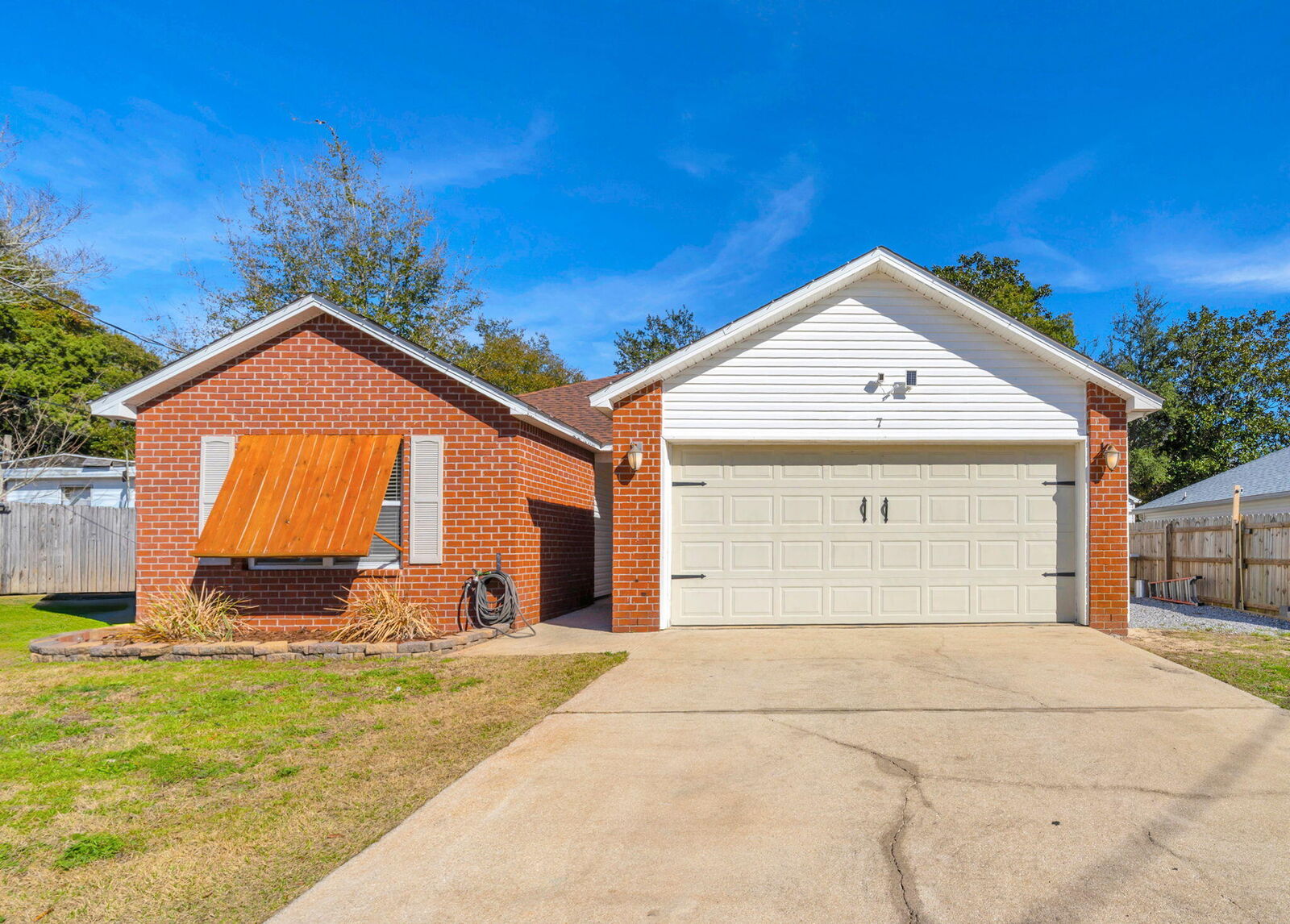 Property Photo: 7 Snook Road FL 32569