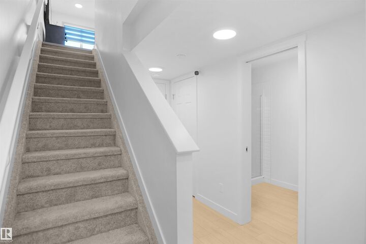 Property Photo:  5141 River'S Edge Way NW  AB T6M 3B6 