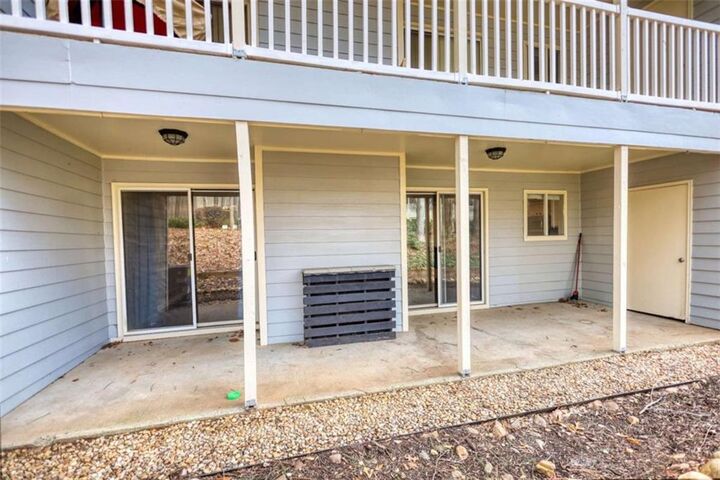 Property Photo: 11 Doranne Court GA 30080