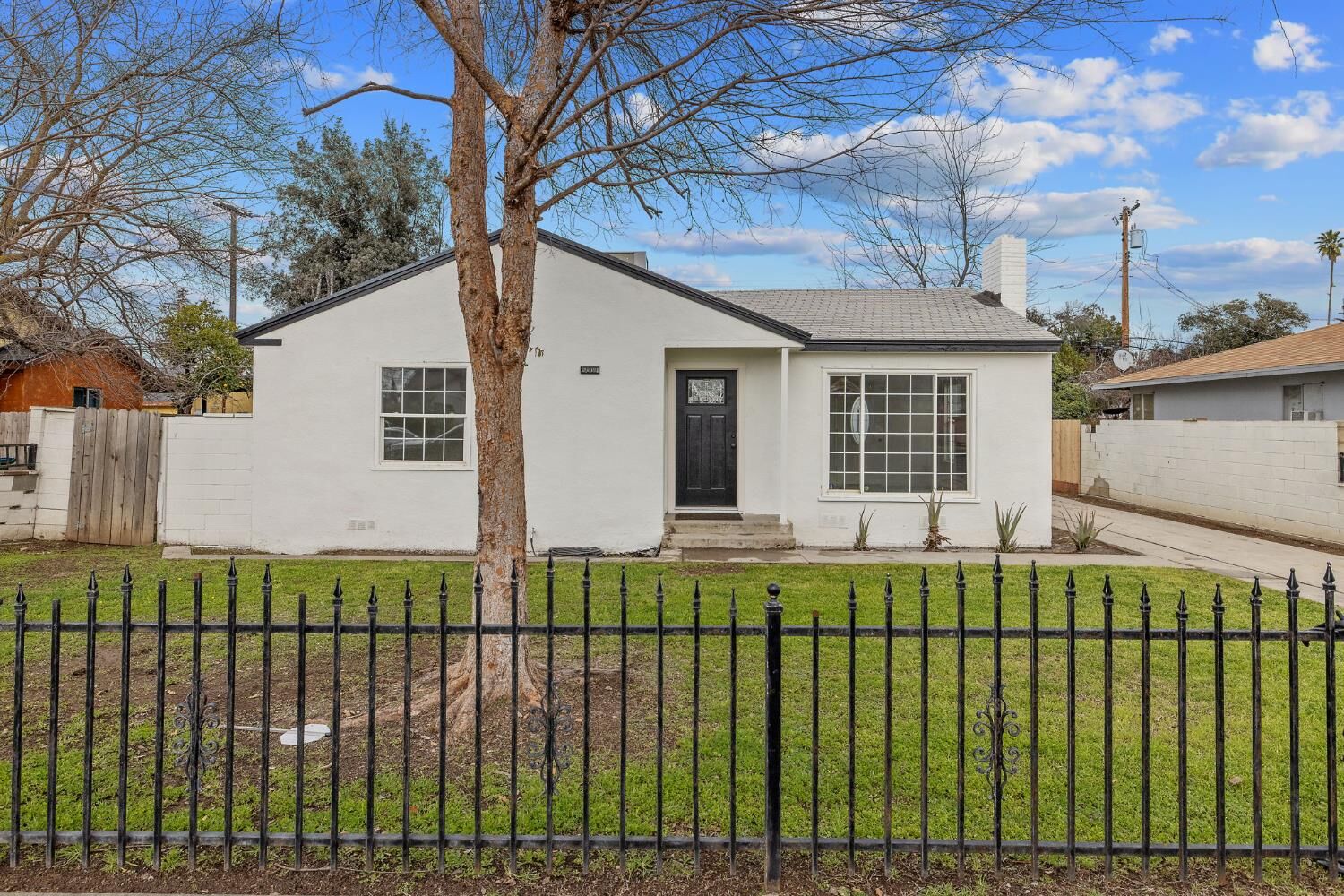Property Photo:  5009 E Clay Avenue  CA 93727 
