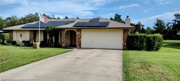 Property Photo:  4006 Duffer Road  FL 33872 
