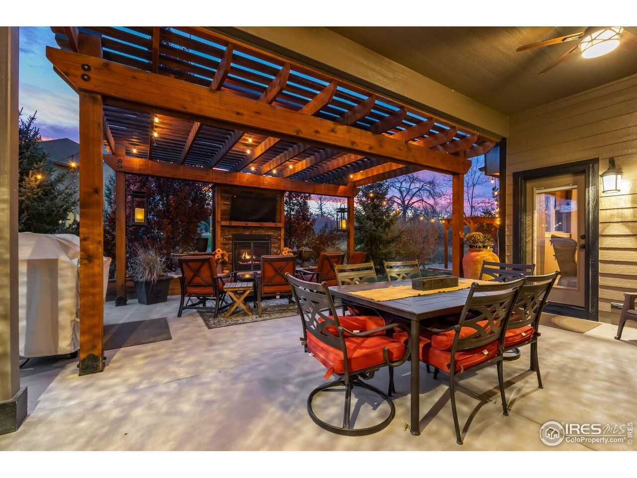 Property Photo:  613 Cove Dr  CO 80537 