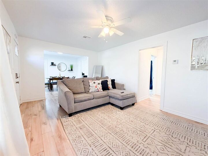 Property Photo:  1722 NW Liberty Ave  OK 73507 