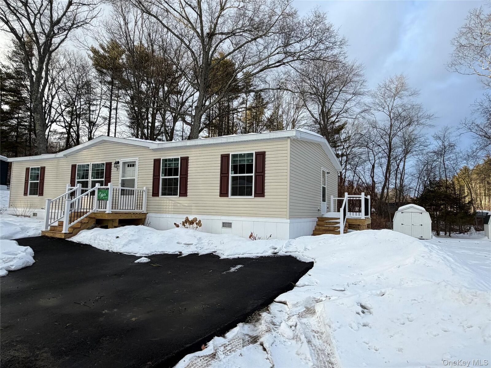 Property Photo:  2 Susan Lane  NY 12482 