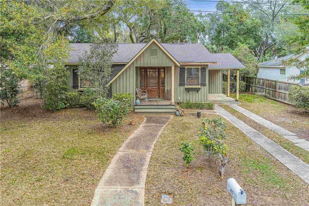 Property Photo:  417 White Avenue  AL 36532 