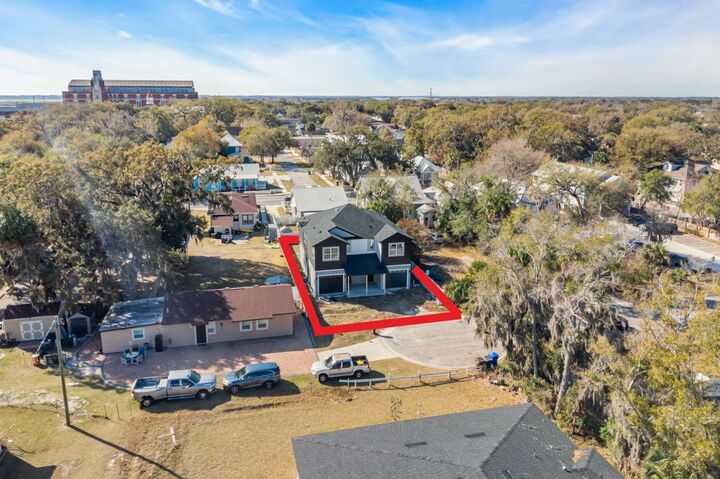 Property Photo:  802-804 Harford Street  FL 34741 