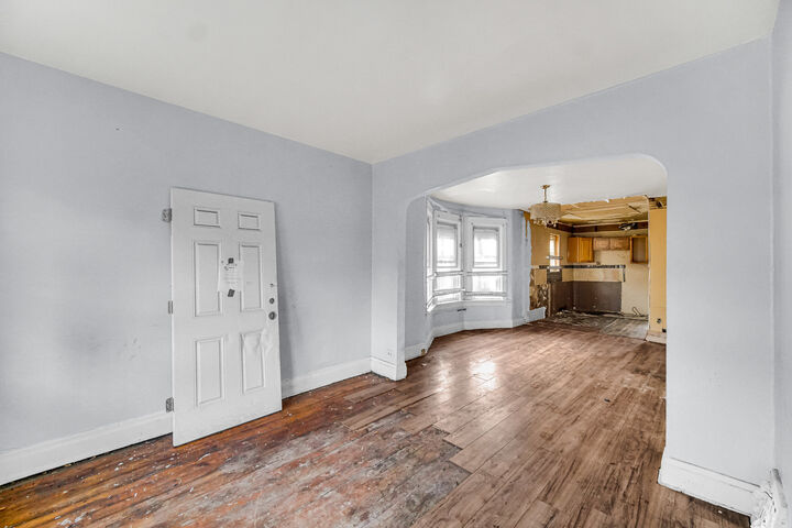 Property Photo:  11560 S La Salle Street  IL 60628 