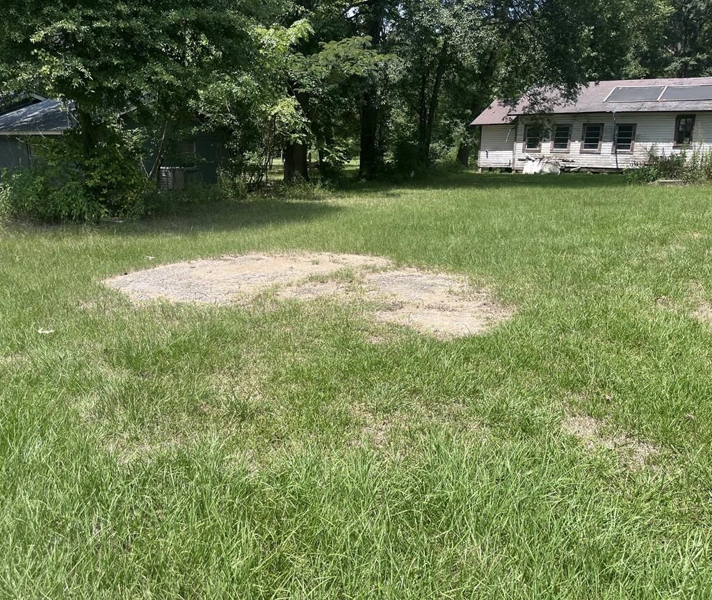 Property Photo:  905 Cypress  TX 75941 