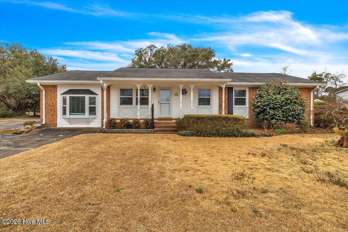 Property Photo: 114 Valley Court NC 28540