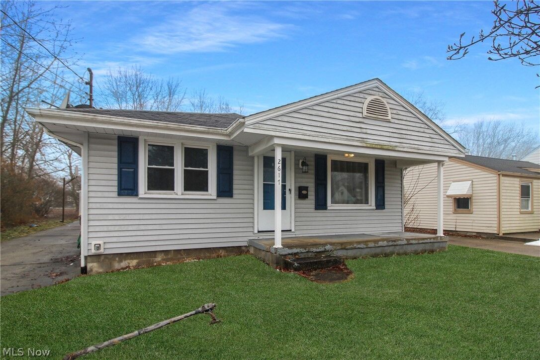 Property Photo: 2617 Scheetz Street OH 44509