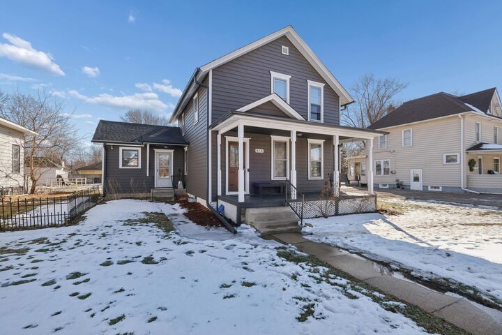 Property Photo:  616 Oak Street  MN 55024 