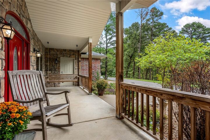 Property Photo:  6 Hallock Drive  AR 72714 