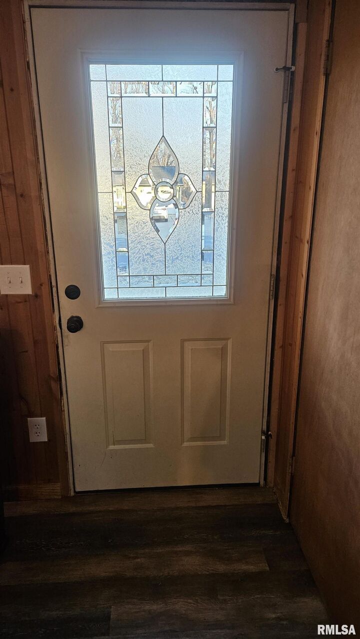 Property Photo:  317 Maria Street  IL 61611 