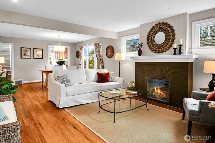 Property Photo: 608 N 64th WA 98103