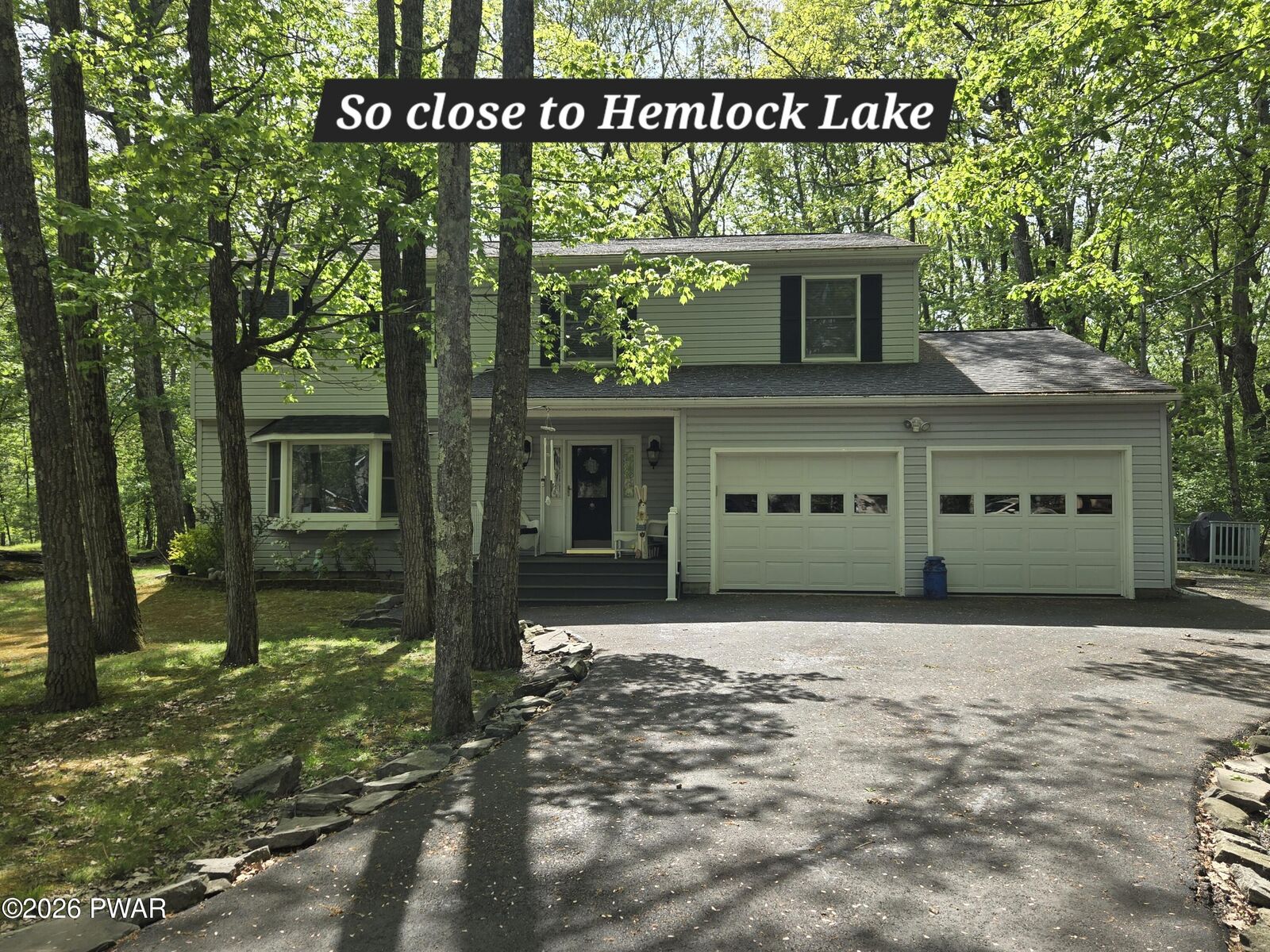 Property Photo: 102 Longspur Lane PA 18428