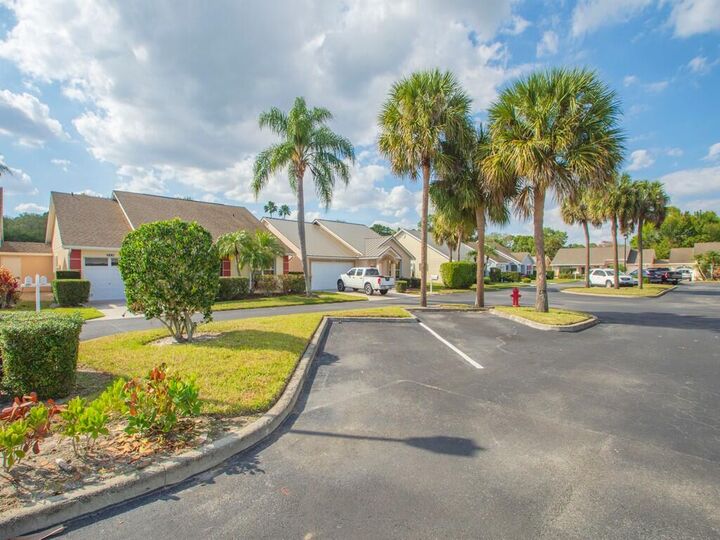 Property Photo: 352 NW Tuscany Way FL 34986