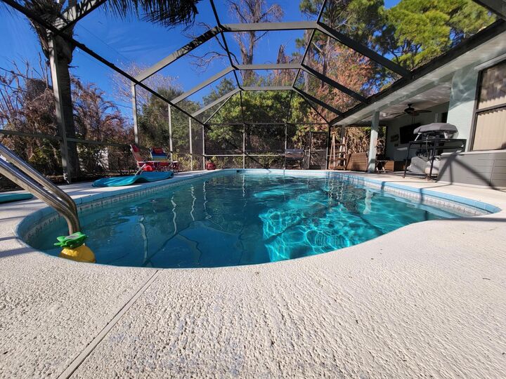 Property Photo:  1534 SE Sutton Street  FL 34953 