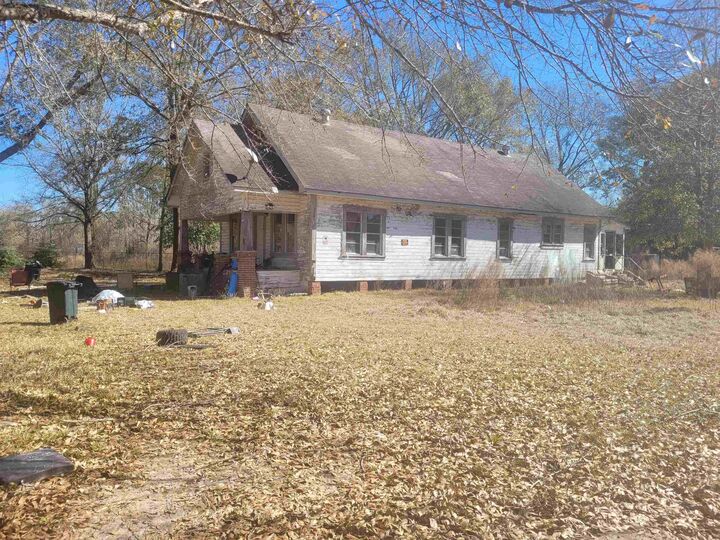 Property Photo: 527 County Road 4212 TX 77632