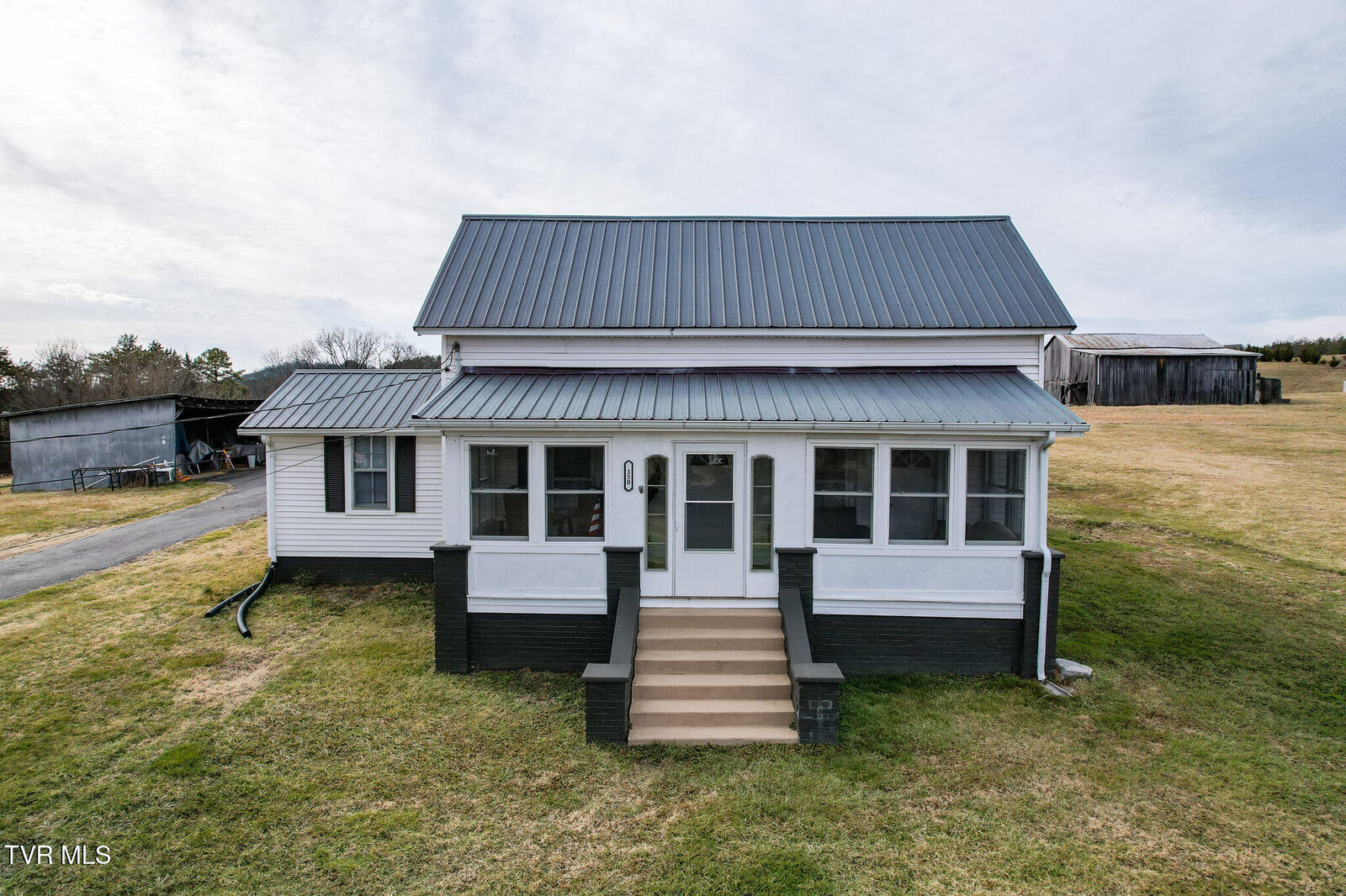 Property Photo:  150 Camp Creek Road  TN 37743 