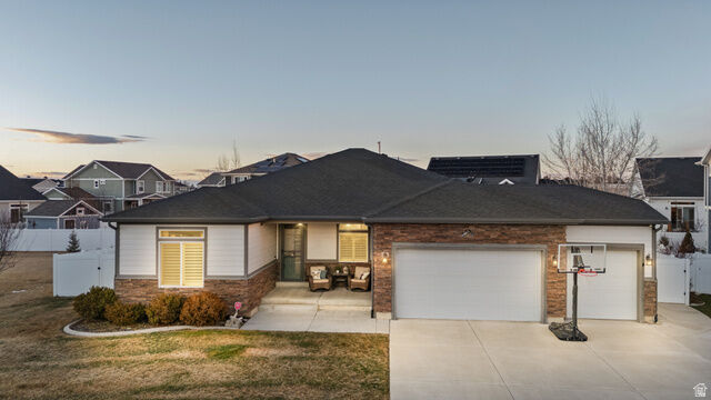 Property Photo:  1168 W Tivoli Way  UT 84075 