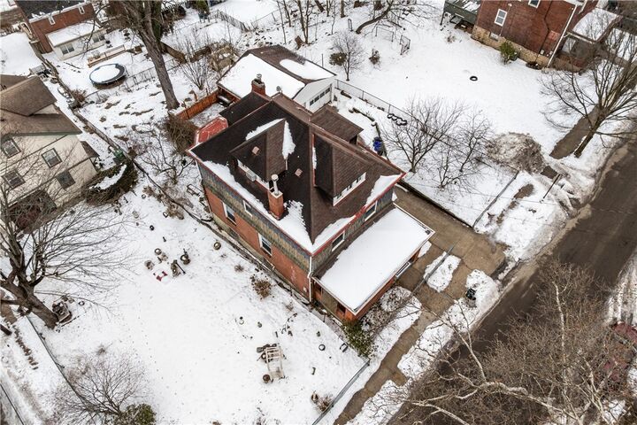 Property Photo: 1454 Center Steet PA 15221