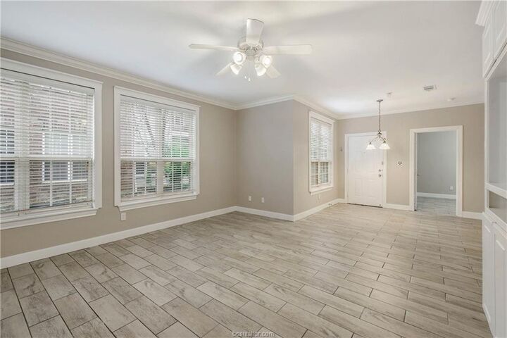 Property Photo: 801 Luther Street W 1107 TX 77840