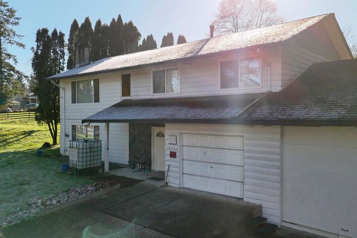 19324 80 Avenue — photo 1