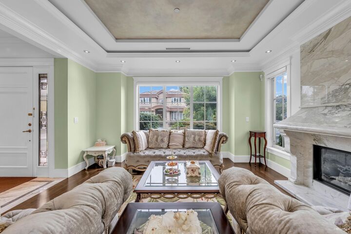 Property Photo: 7283 Wiltshire Street BC V6P 5H4