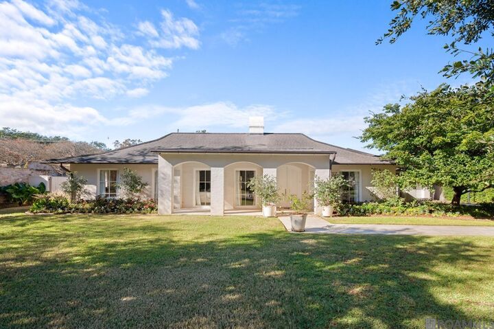Property Photo:  3250 Torrance Dr  LA 70809 