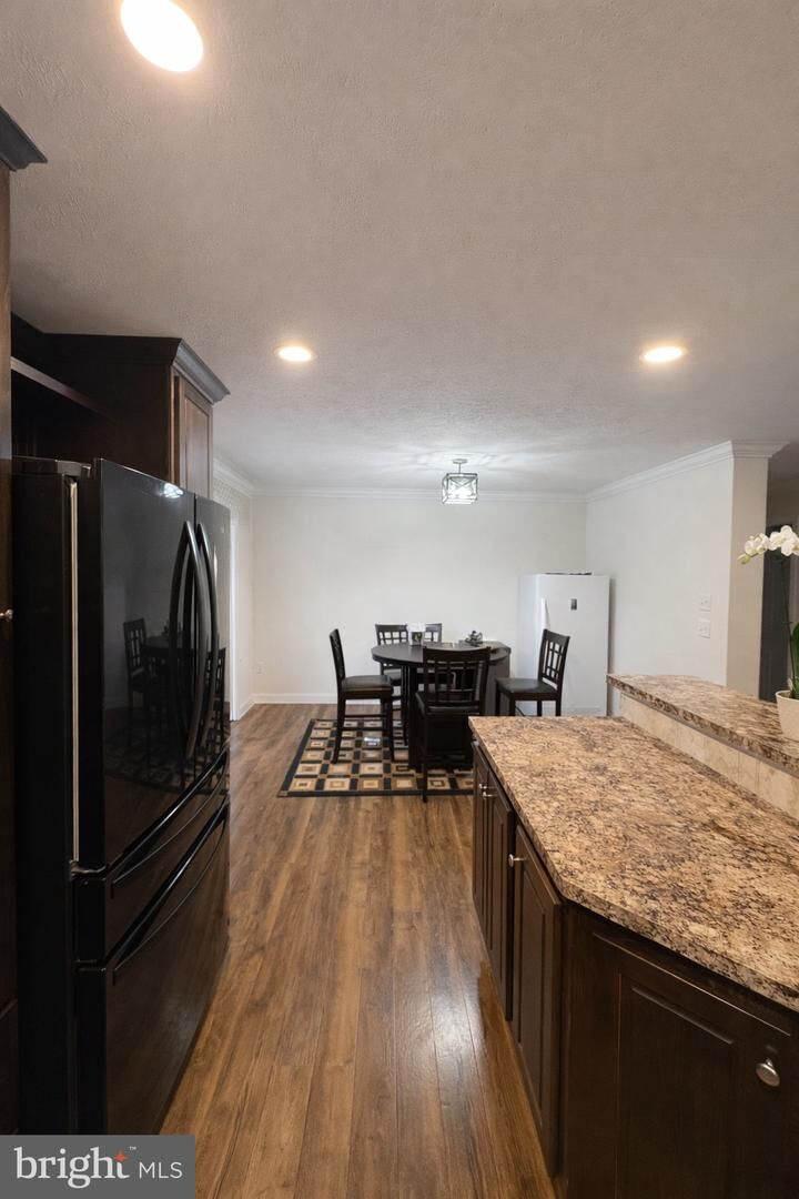 Property Photo:  1 Garden Dr  MD 21904 