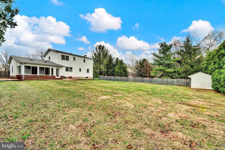 Property Photo:  21 Fabrow Drive  NJ 08560 