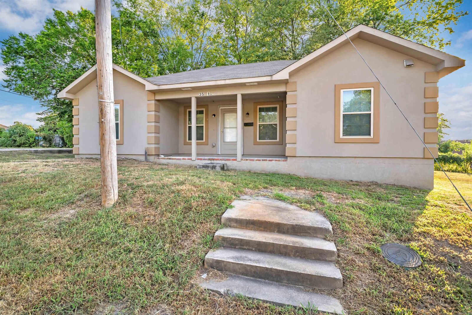 Property Photo:  3501 W 25th St  AR 72204 