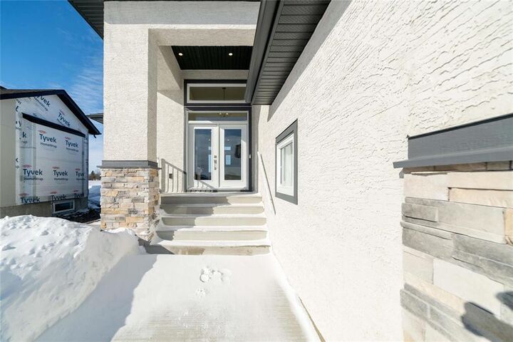 Photo de la propriété:  15 Parkrose Place  MB R5A 0B4 