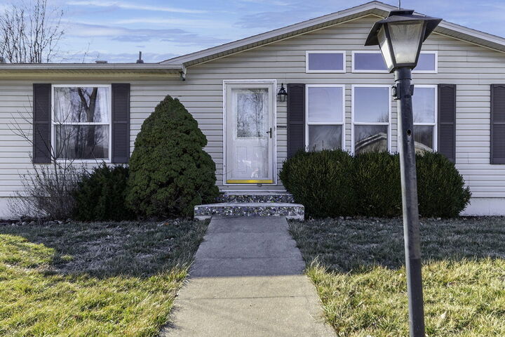 Property Photo: 5281 N Burning Bush Rd MO 65202