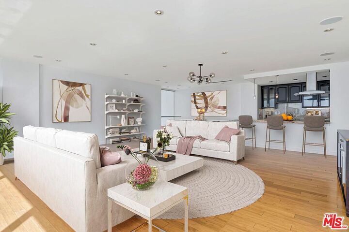 Property Photo: 2222 Avenue Of The Stars CA 90067