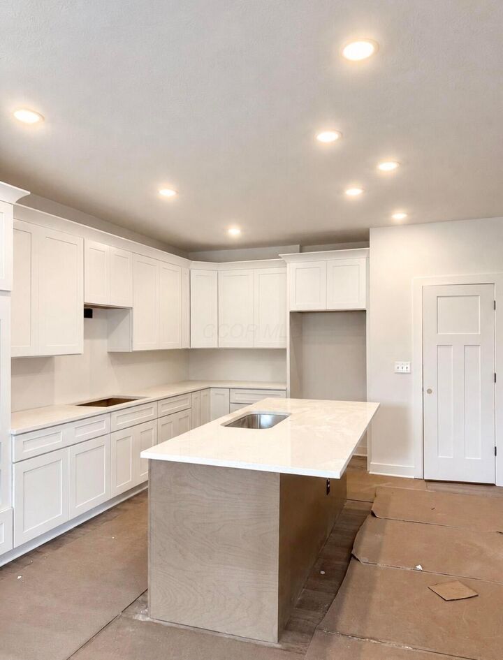 Property Photo:  1493 Marion Country Club Drive  OH 43302 